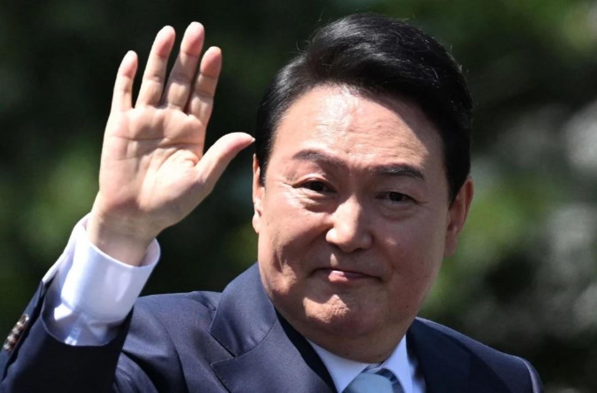 如果宪法法院裁决通过，尹锡悦将成为继朴槿惠之后第二个被罢免的韩国总统。