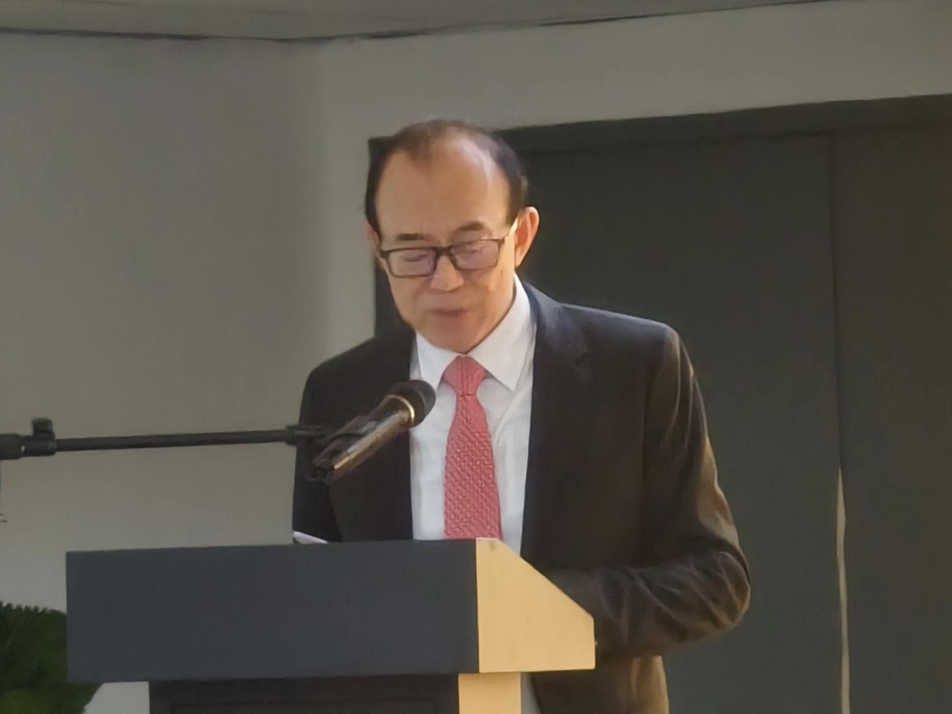 张祖德强调，中心的设立旨在吸引全球医学研究人才汇聚美里，避免本土人才流失，并推动药物研发领域的进展。