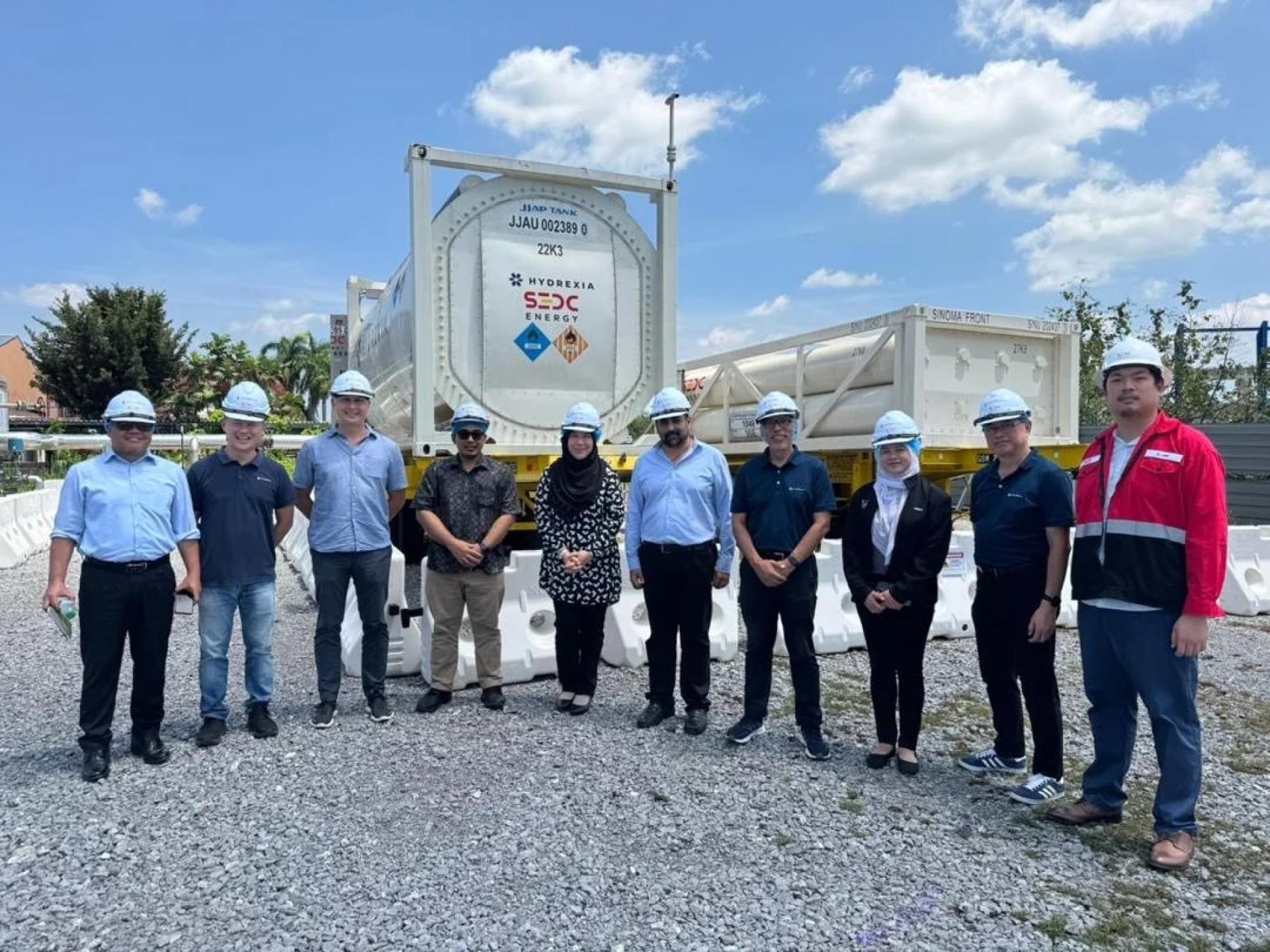 Hidrogen hijau dalam bentuk pepejal ke pasaran serantau.