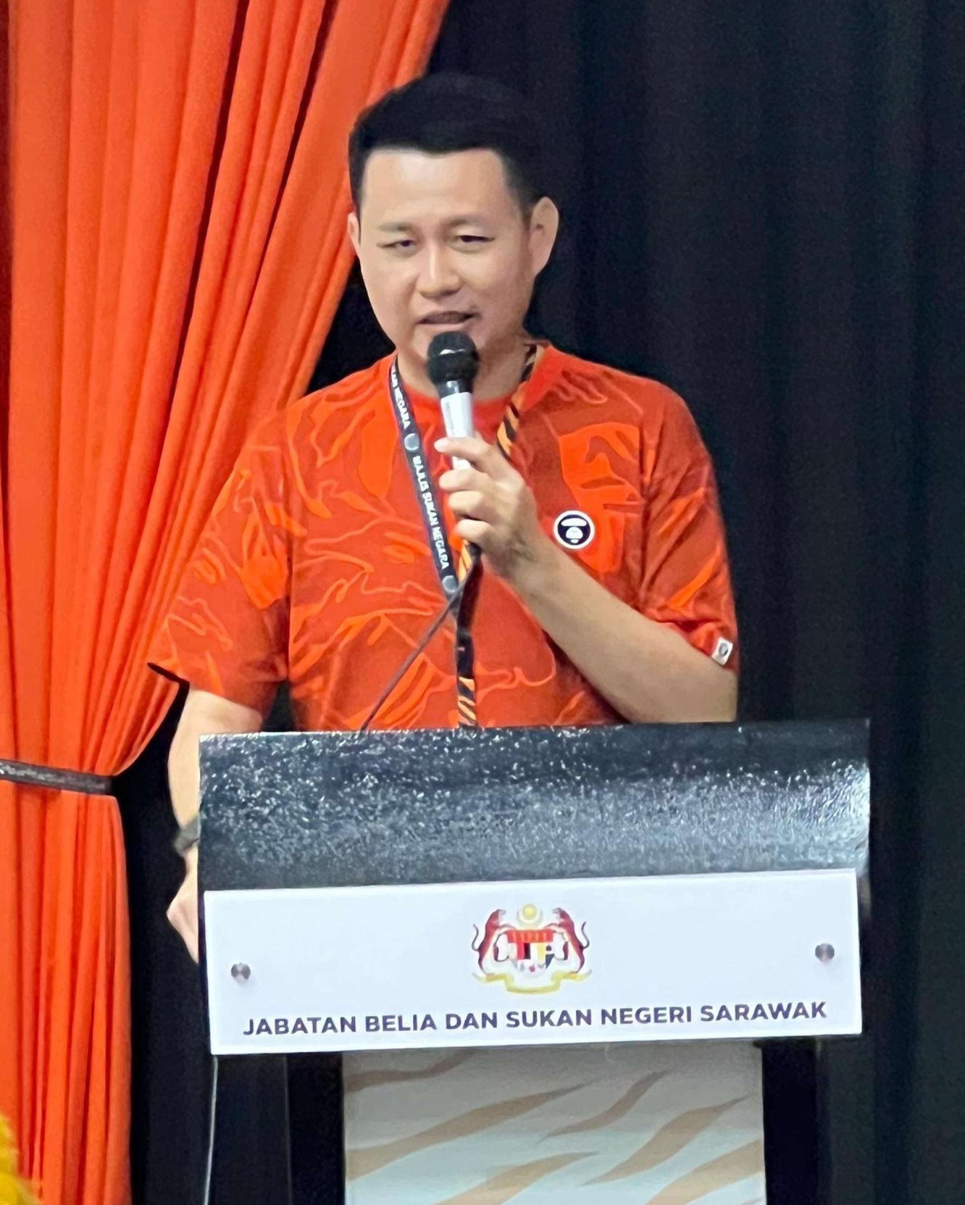 砂行动党兼砂希盟秘书林思健律师表示，自动拨款是华文独中教育迈向制度化资助的重要里程碑。
