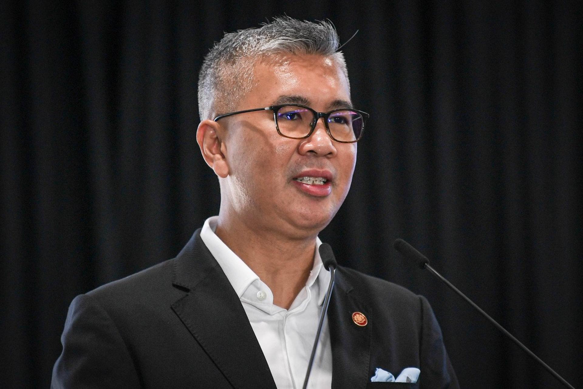 扎夫鲁：若不尽快签署马美互惠贸易协议，我国将面对美国政府重新调高关税税率的风险，甚至可达高达 100%。