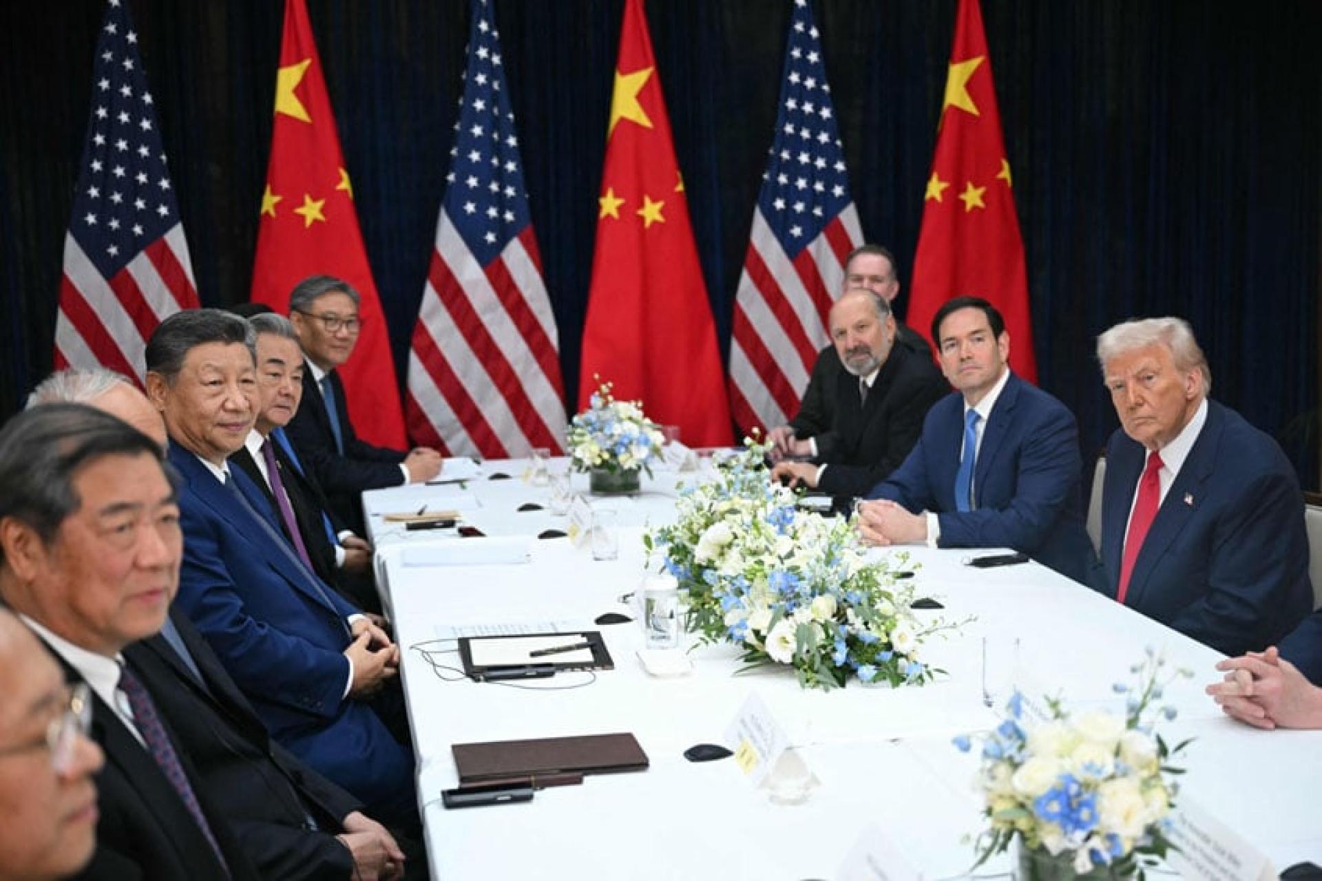 习近平和特朗普在釜山举行会晤。