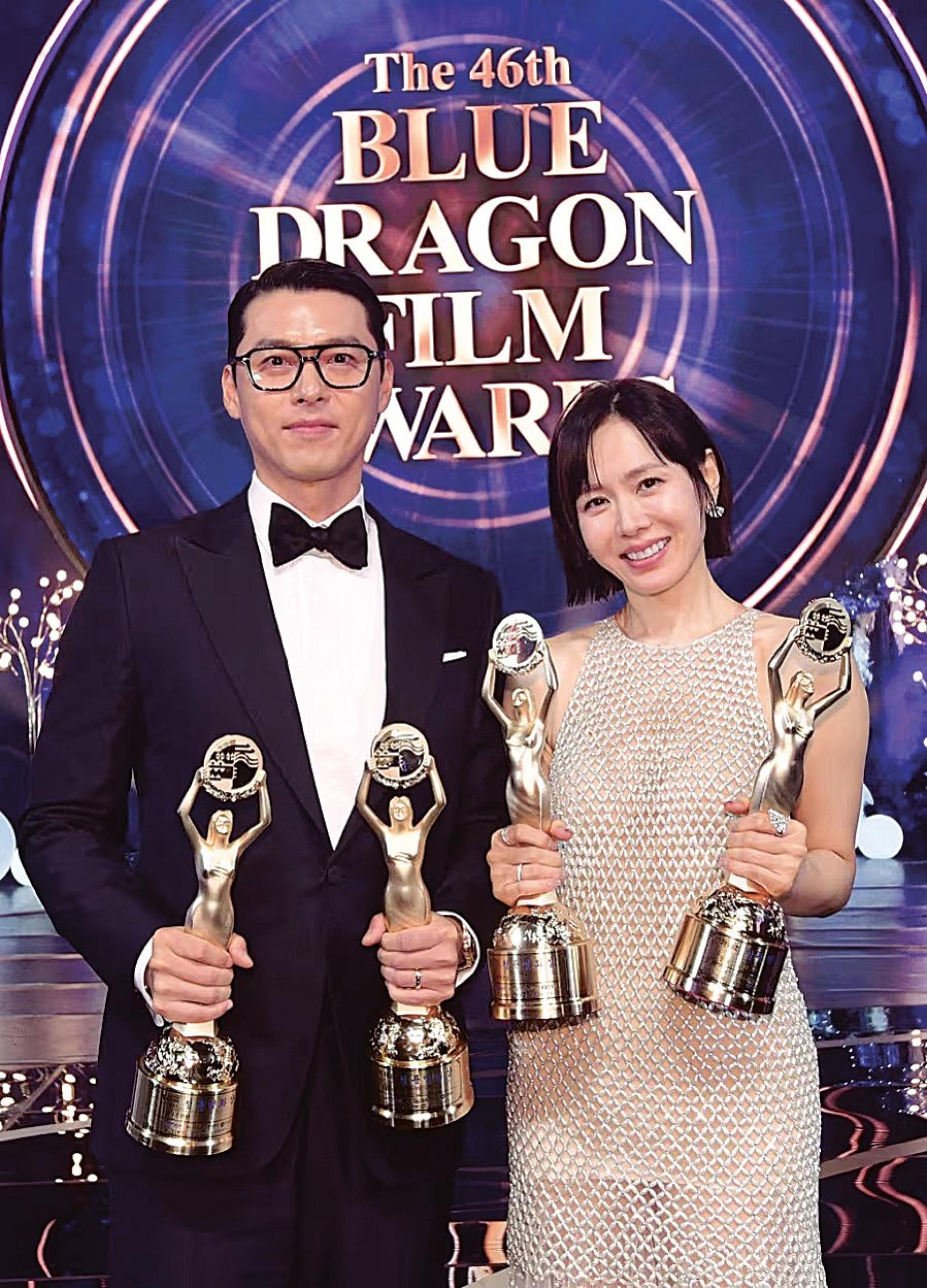 玄彬、孙艺真各自拿下人气奖和影帝后。