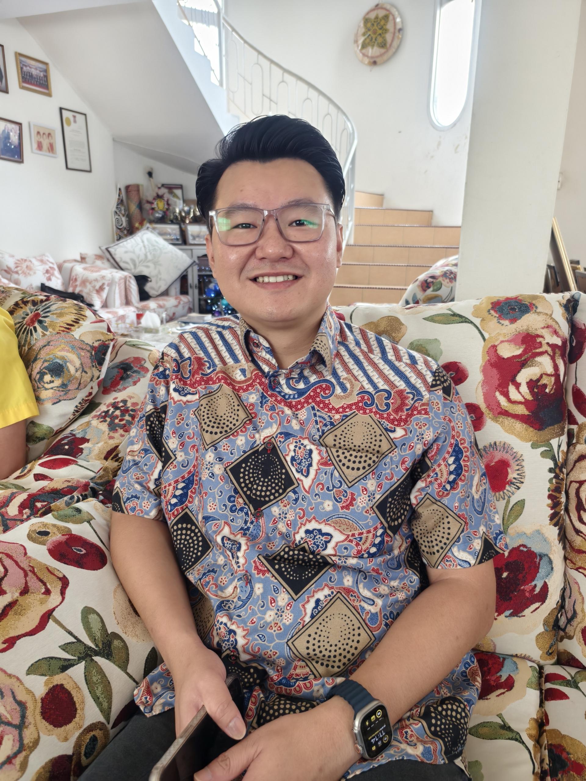 砂人联党美里（卑尔骚）支部青年团团长兼美里市议员刘奕杰呼吁善用500令吉医疗福利。