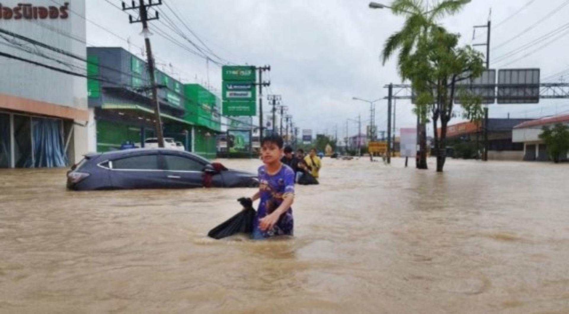 合艾及泰南数个地区发生严重水灾，约4000名大马公民滞留在当地。