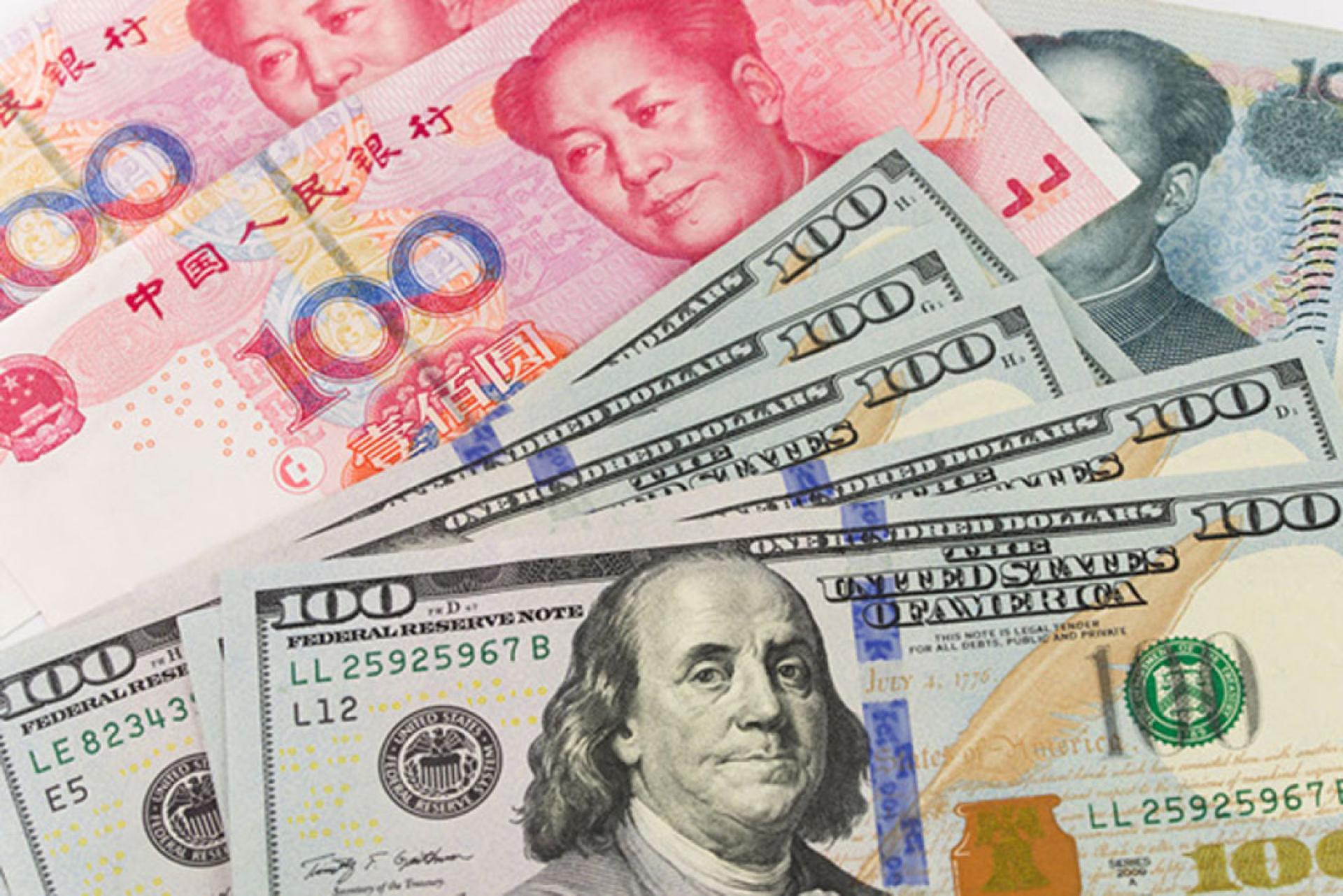 全球汇市波动加剧，人民币走势稳中偏强。