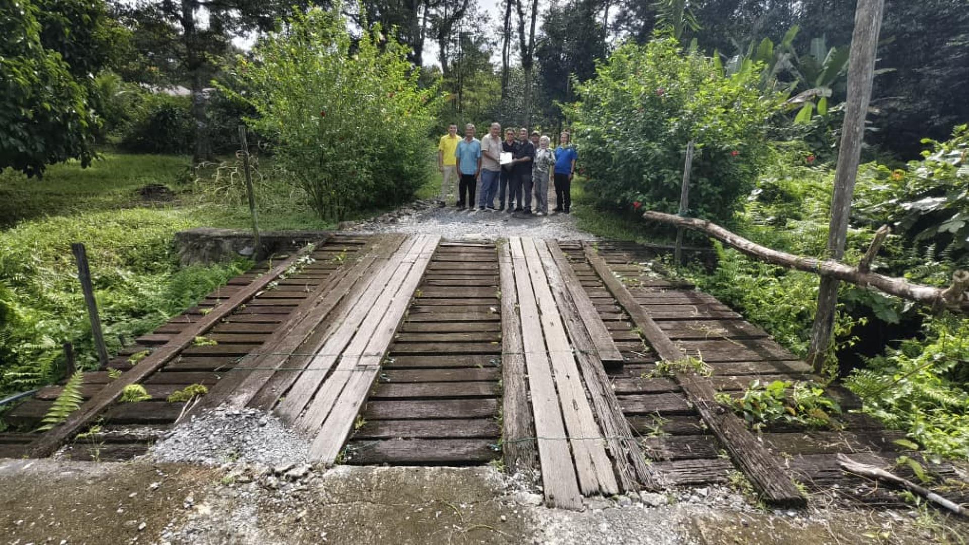 石角上湾头石山路陈旧木桥获拨款提升