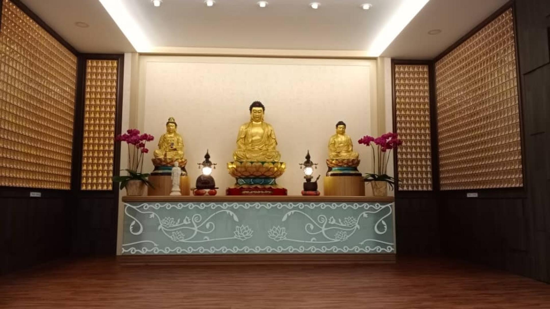 光明灯。