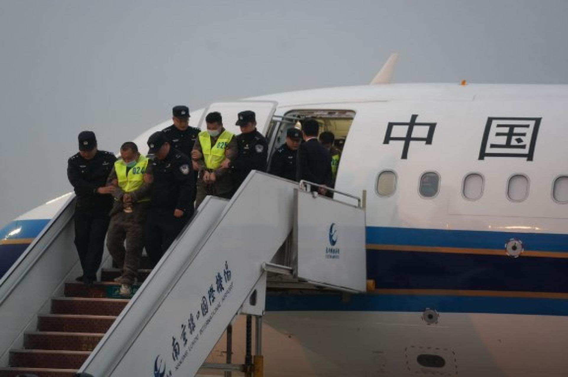 今年累计有7600余名中国籍涉电诈犯嫌被押解回国。