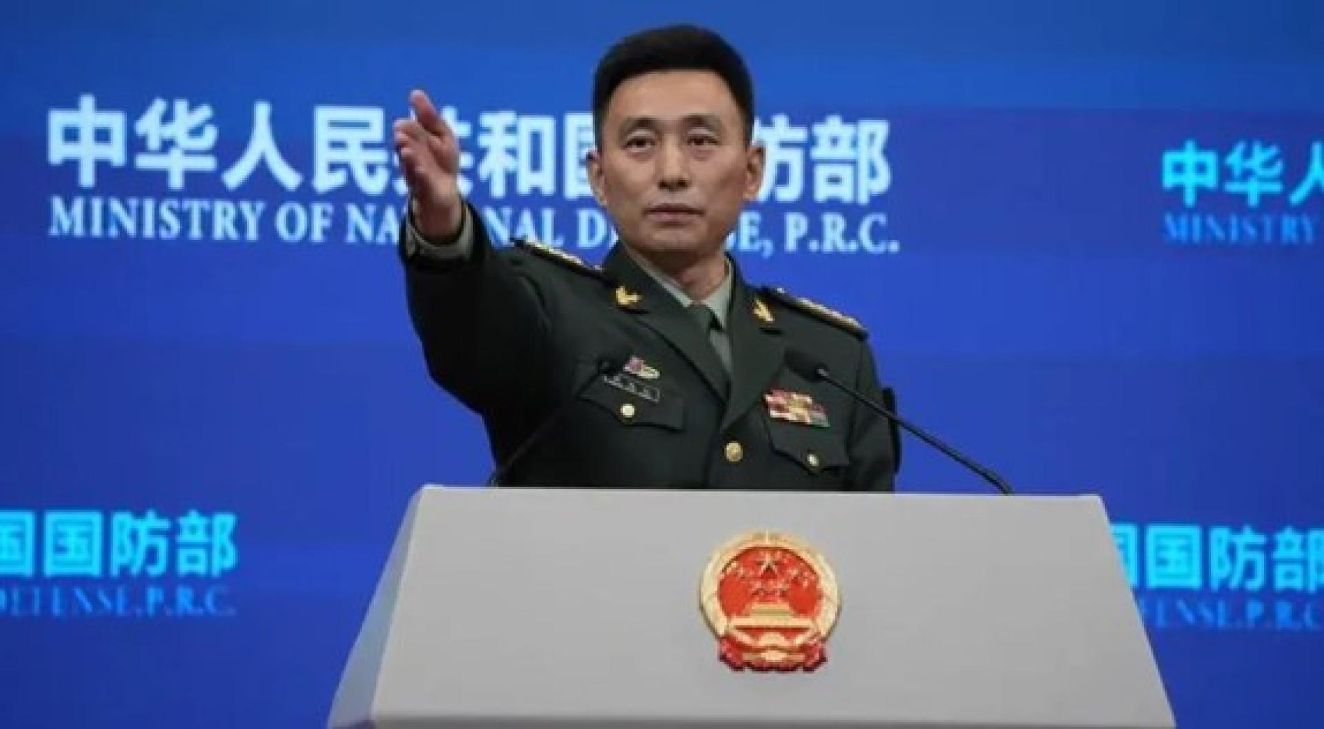 张晓刚。