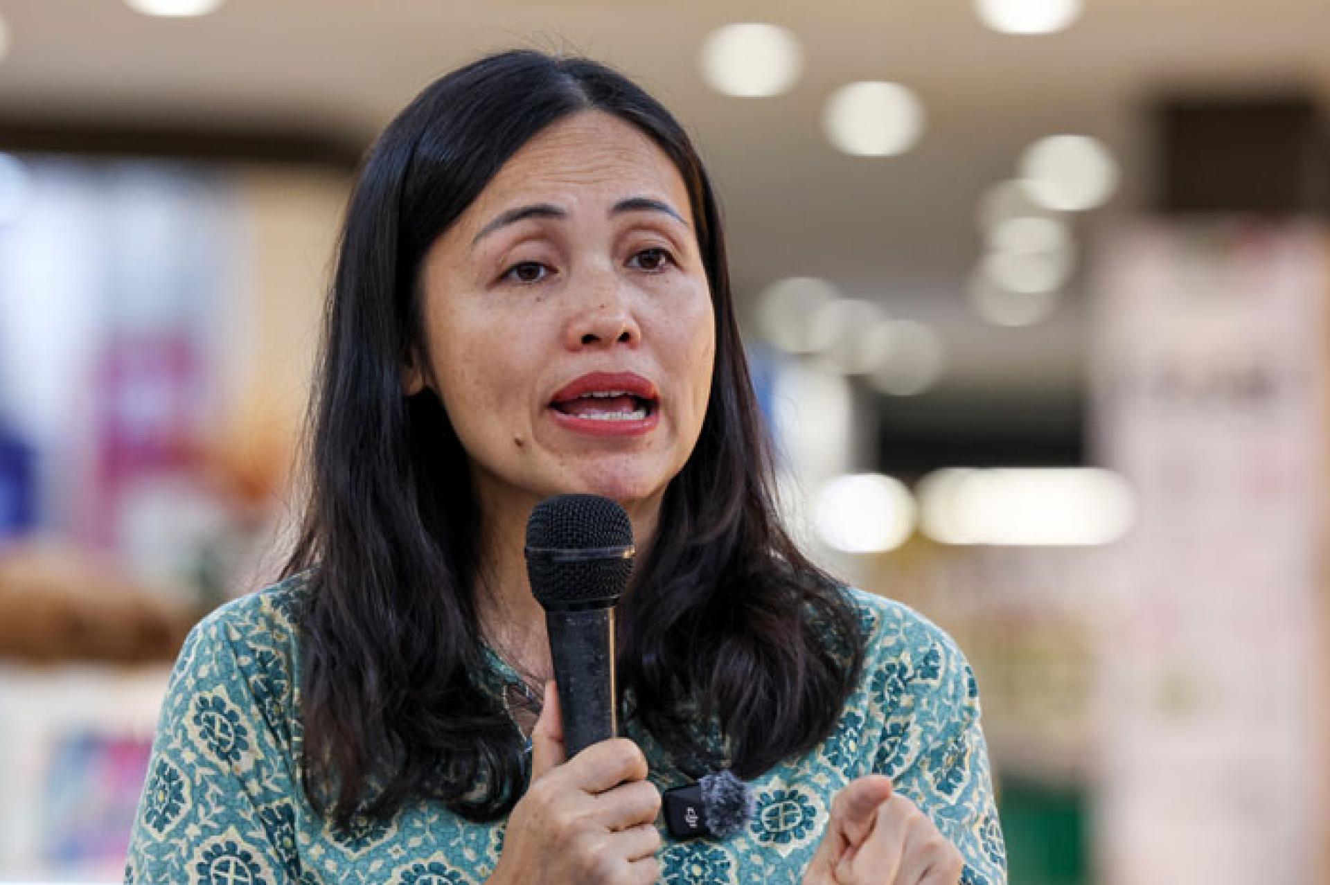 张念群表明无法认同指控她“对不同群体说不同的话”或是统考课题上的“挑衅者”之说法，强调对于坚持承认统考的立场，绝不道歉。