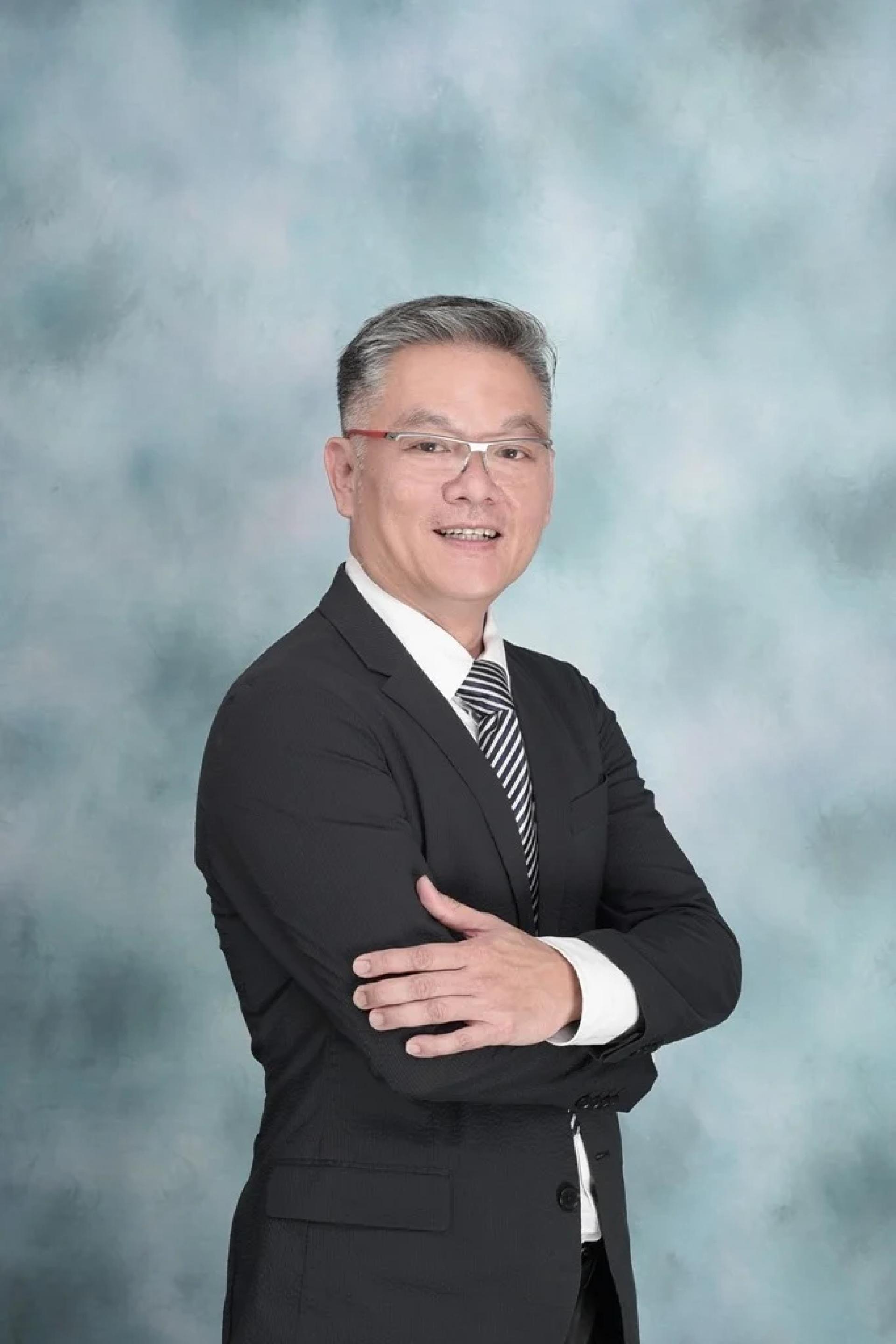 曾年樑指出，接二连三的罗里轮胎飞脱事件可能与市场滥用不合规格的廉价螺栓有关。