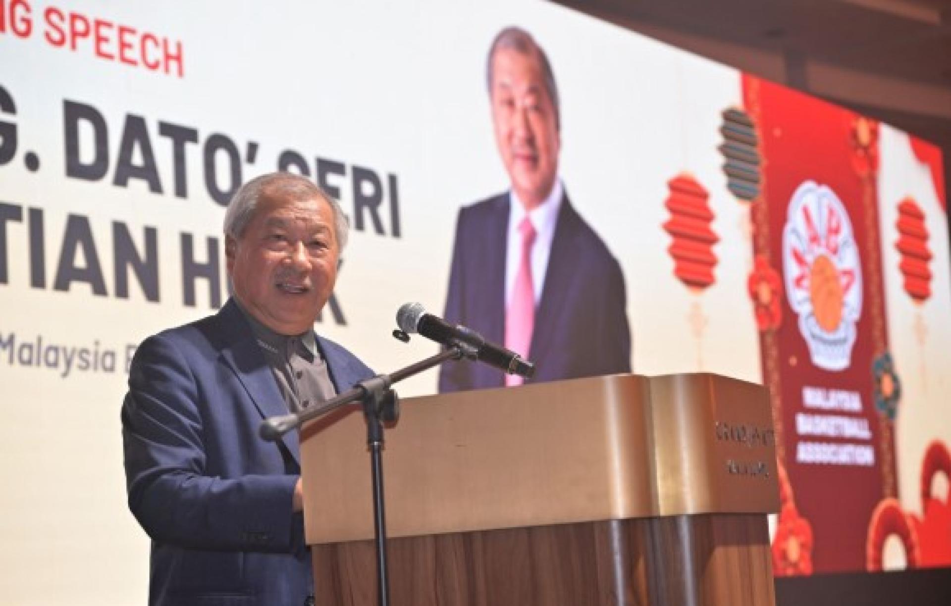 李典和放眼大马篮球队，在来临主场的东运会，能缔造夺取1金或2银牌的佳绩。