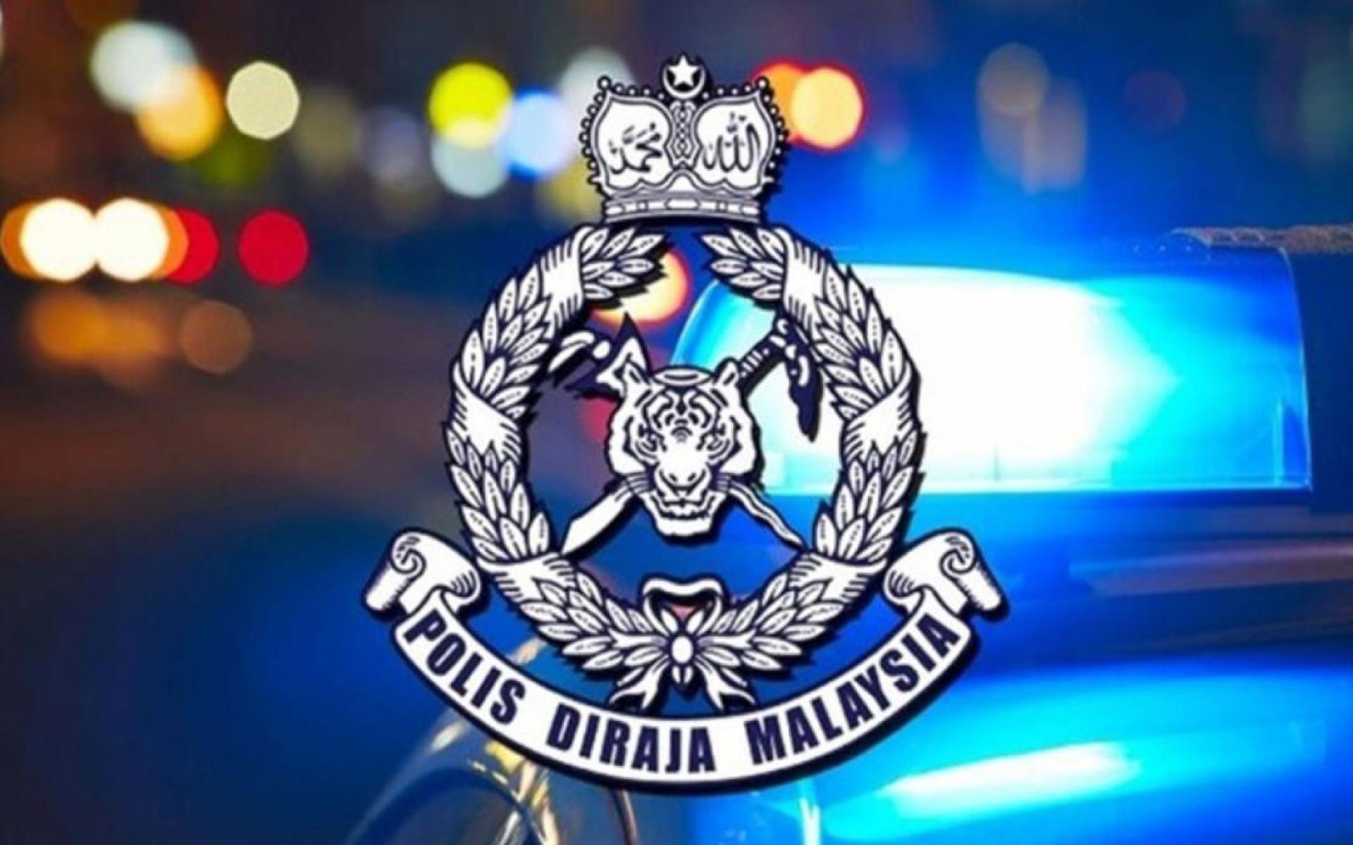 警方确认，在隆布大道一辆多功能休旅车使用蓝色警示灯开路事件，该车当时是在执行某个政府部门公务。