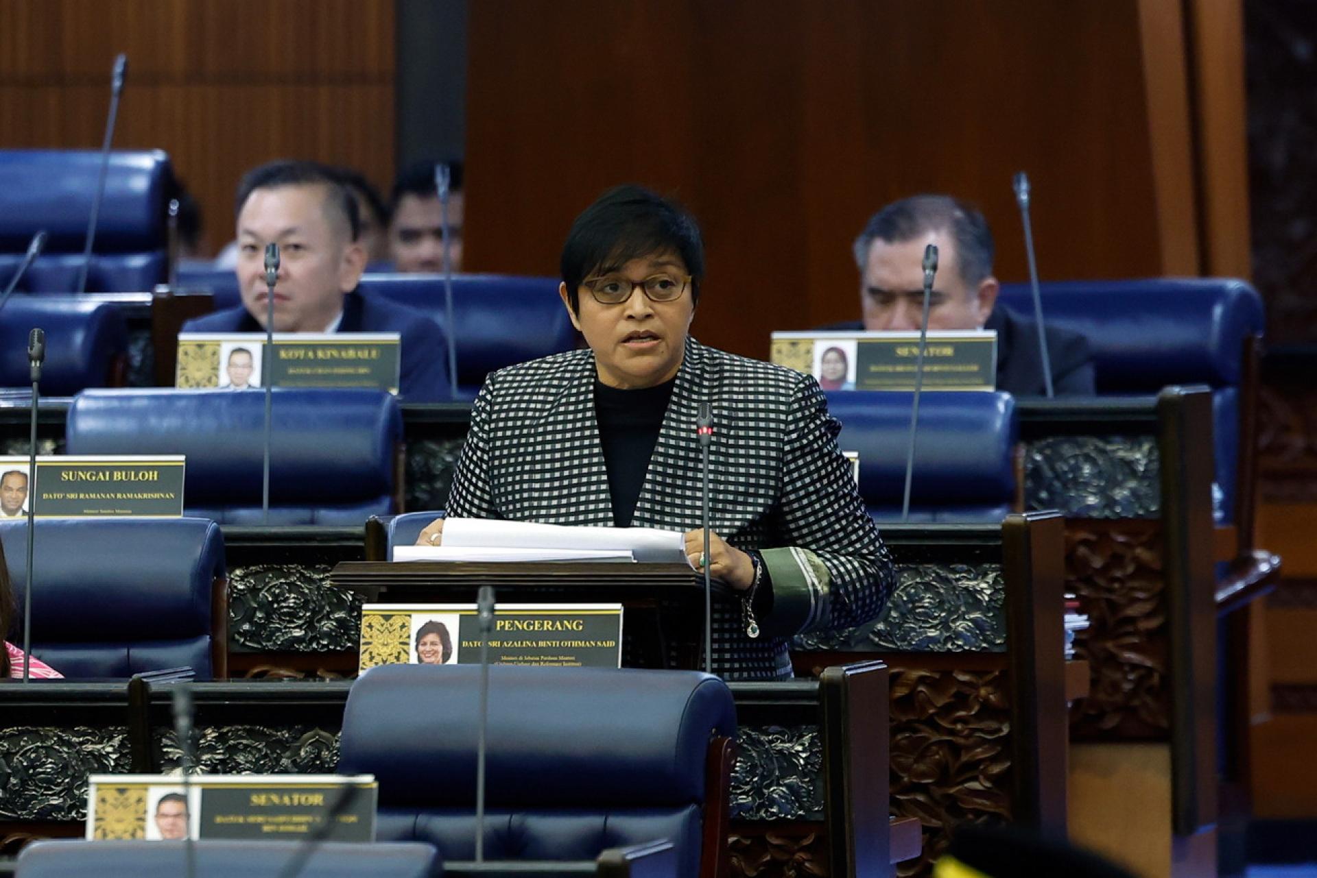 阿莎丽娜：政府预计在今年向国会提呈《监察专员署法案》及《国有企业法案》，致力于强化治理及打击贪腐。