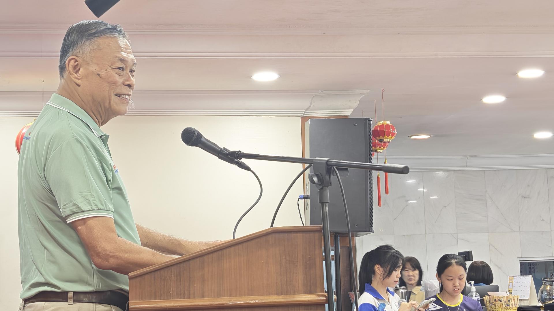 培中董事长许为隆表示，今年舞狮筹款成功达到100万令吉目标，为学校发展注入重要经费。
