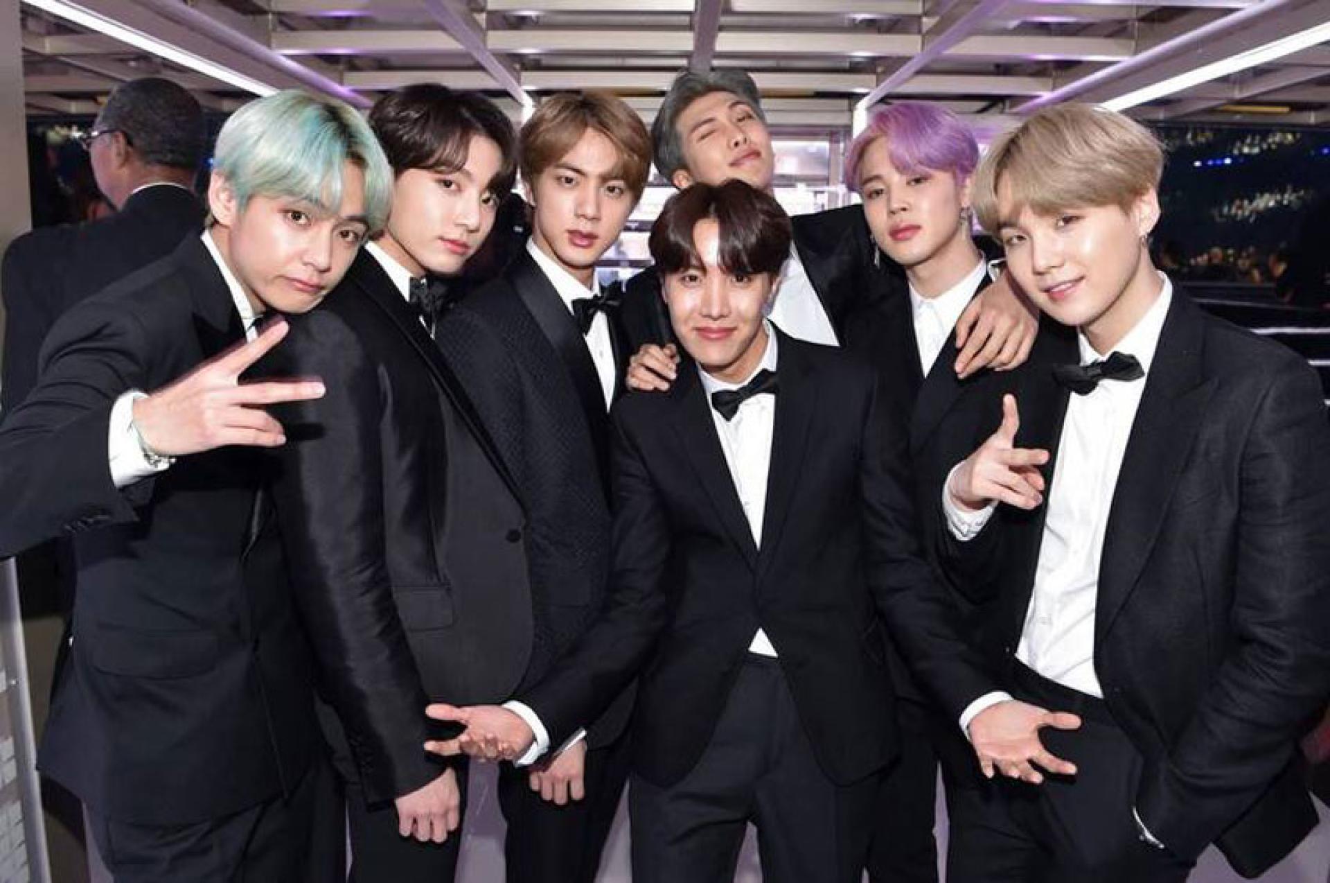 BTS周六开唱。