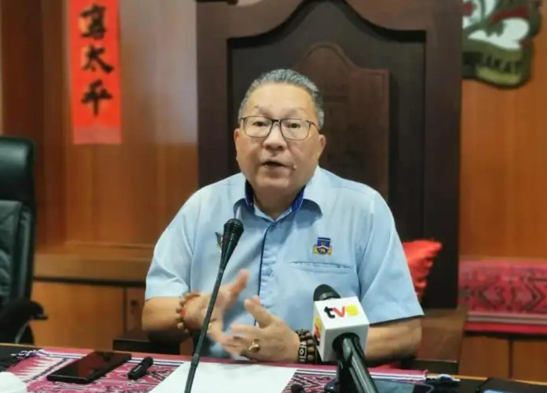 拿督黄鸿圣。