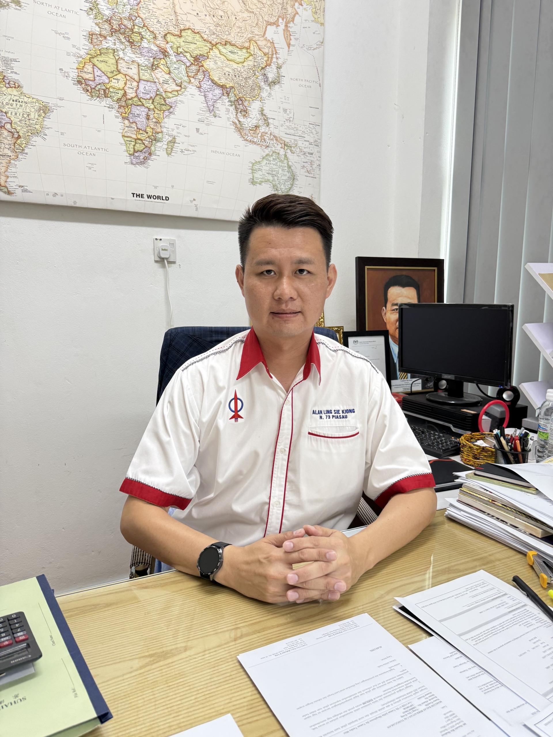 砂行动党秘书林思健律师。