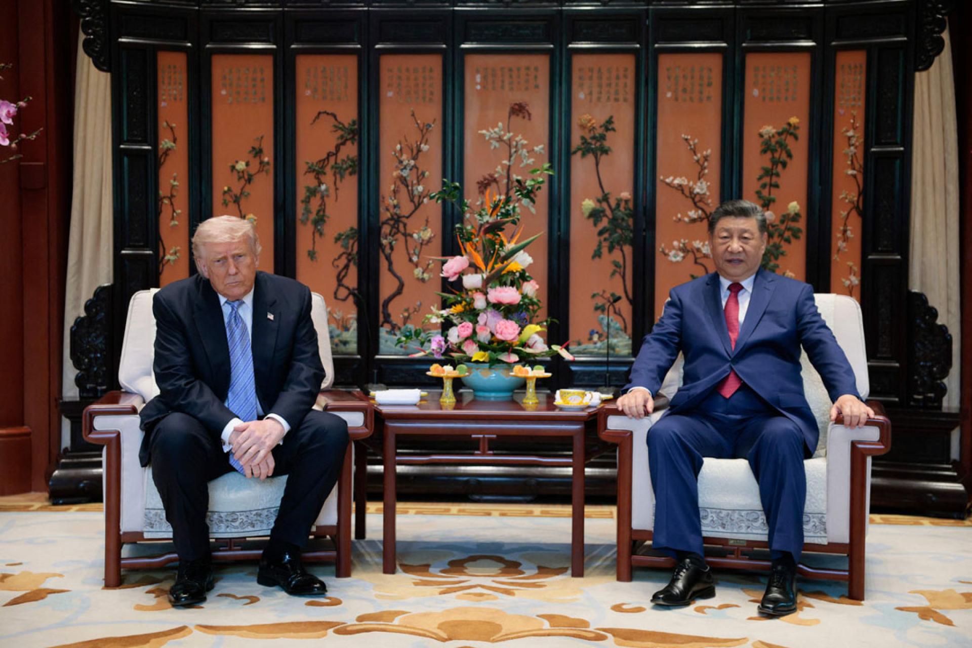 特朗普与习近平在中南海会晤。