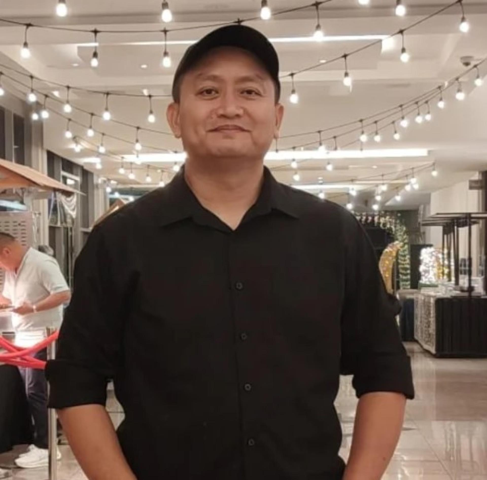 三马拉汉省足球协会名誉秘书阿姆里沙比。