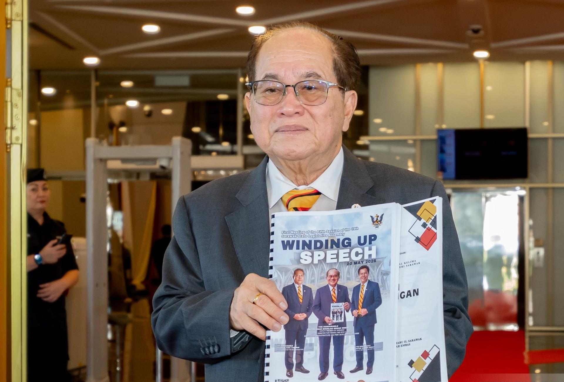 道格拉斯展示部门总结文件。