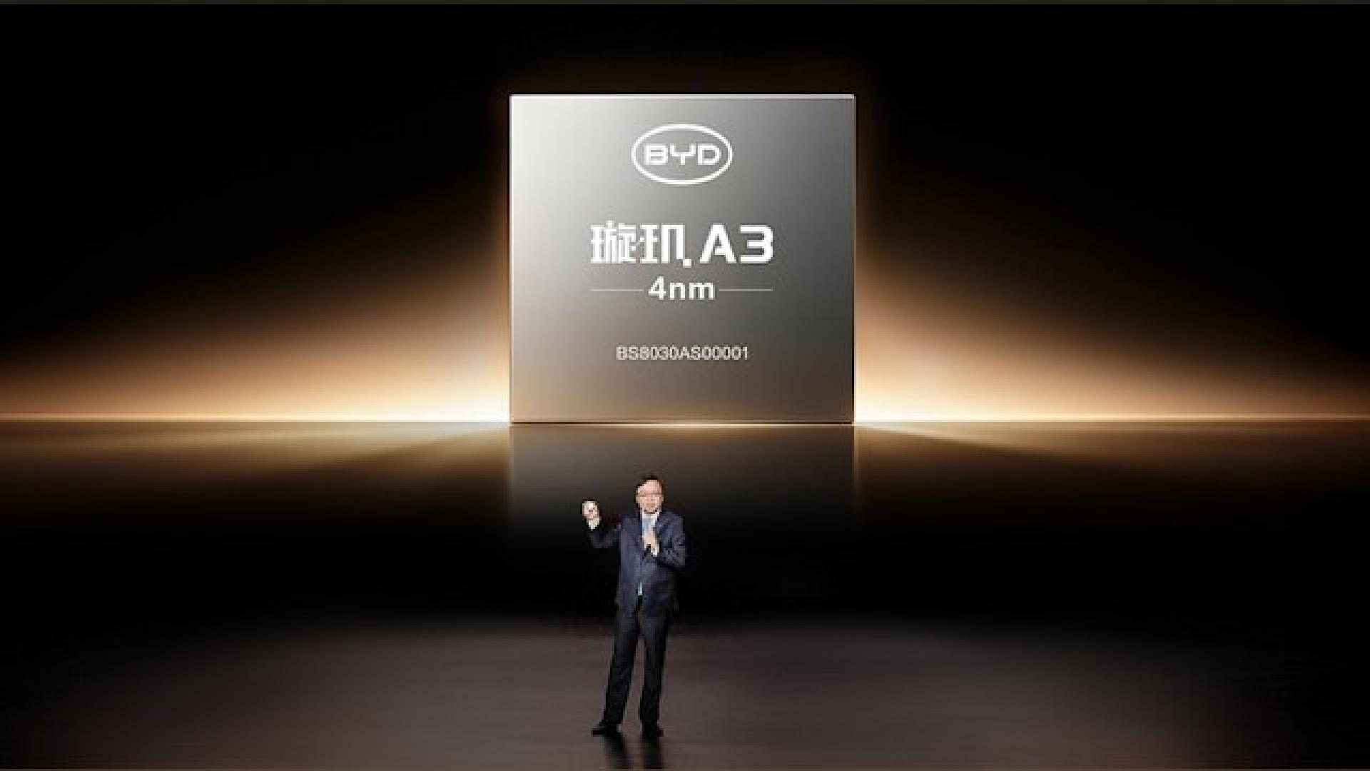 王传福出席比亚迪智能化战略发布会。