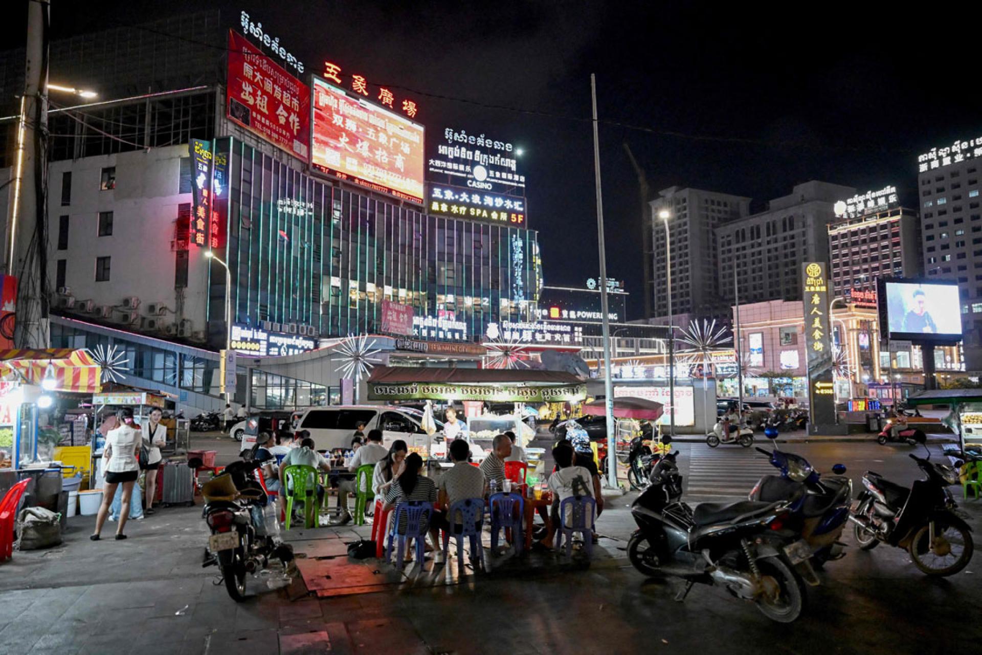 柬埔寨南部海港城市西哈努克市是该国著名的赌城。