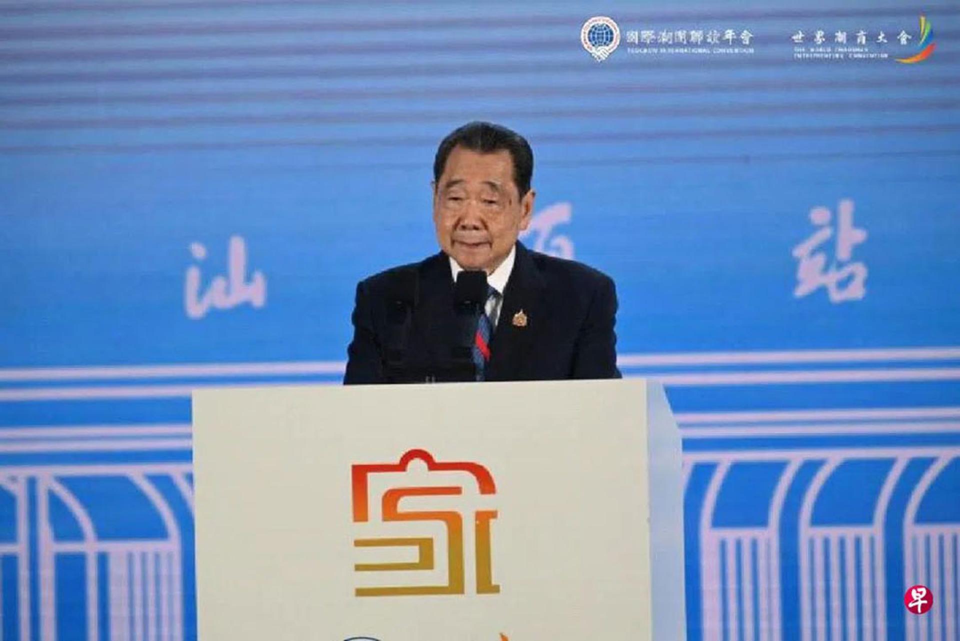 2024年11月，第二十二届国际潮团联谊年会和第十届世界潮商大会在汕头举行，谢国民致辞。