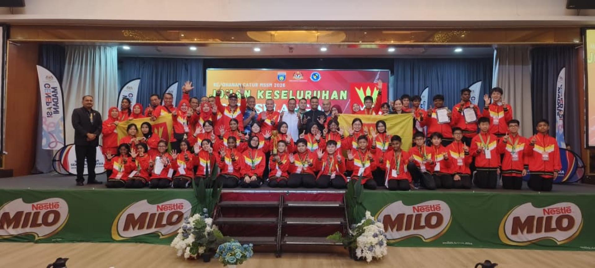 2026年度全国学联（MSSM）西洋棋项目总冠军雪兰莪州代表队在颁奖礼后合影留念。