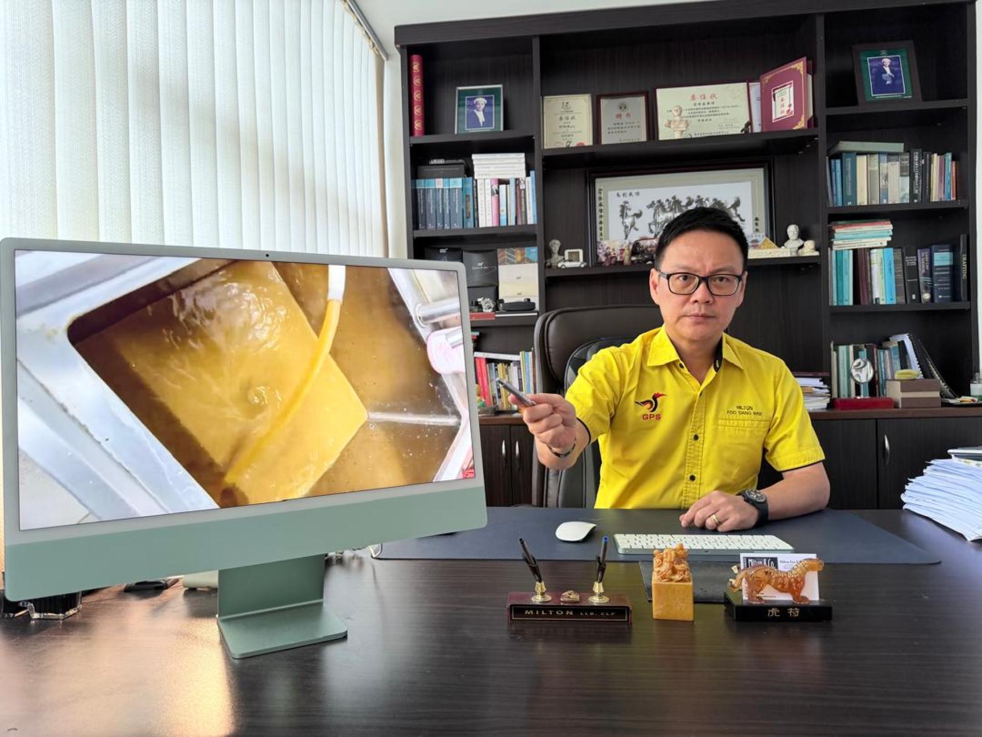 符祥威指浑浊自来水已严重影响居民。