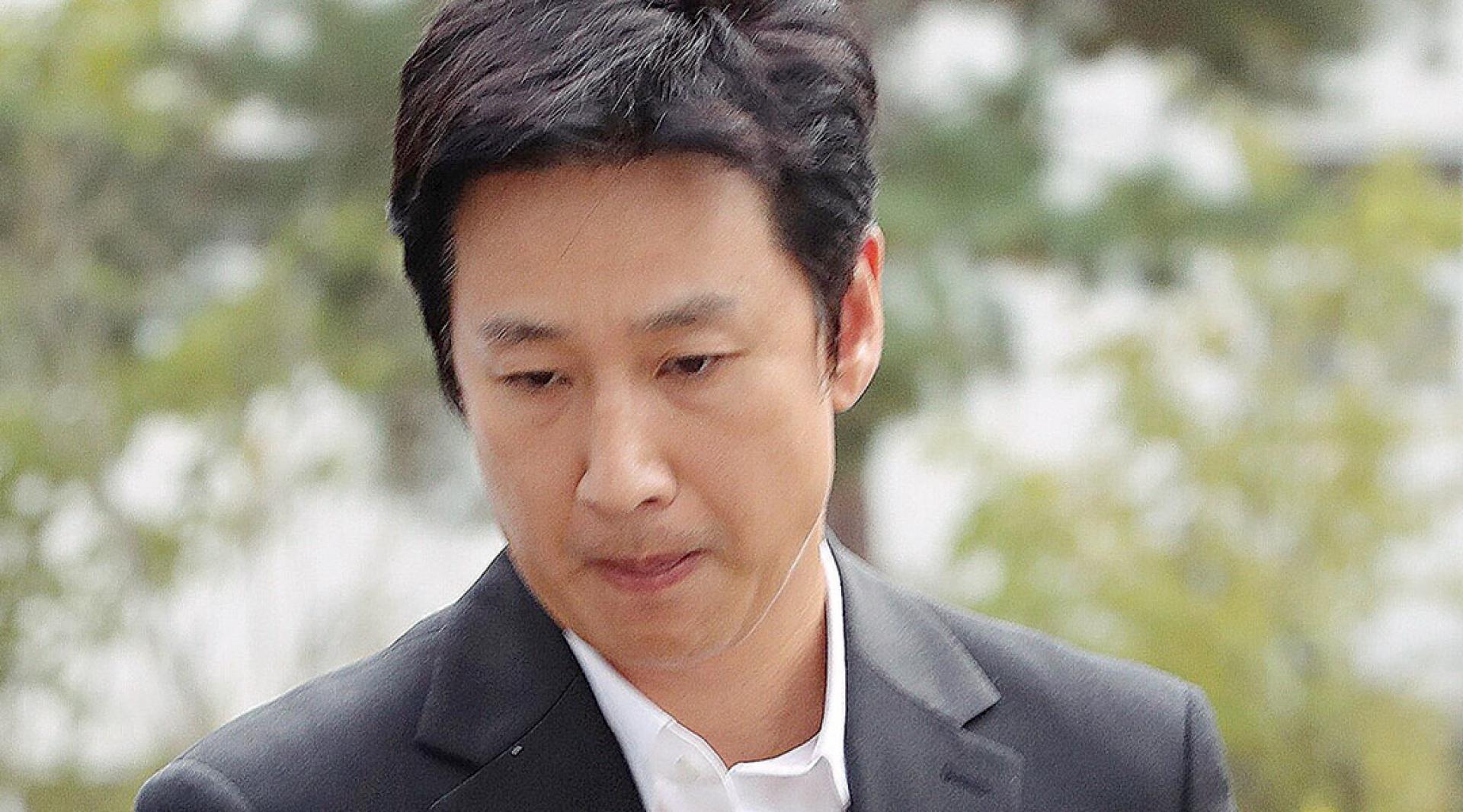 李善均2023年底卷入毒品案风波，最终在舆论压力下轻生离世。