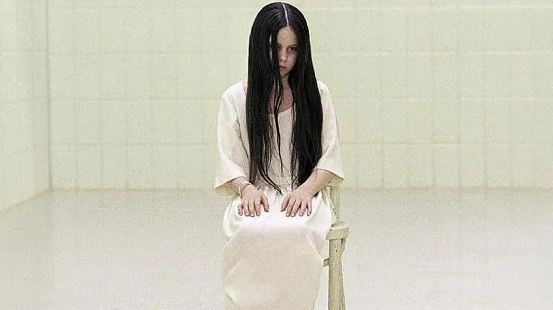 美国女星演员Daveigh Chase（黛维切斯）在好莱坞版《午夜凶铃》（The Ring）中扮演鬼魂“贞子”而被人认识。