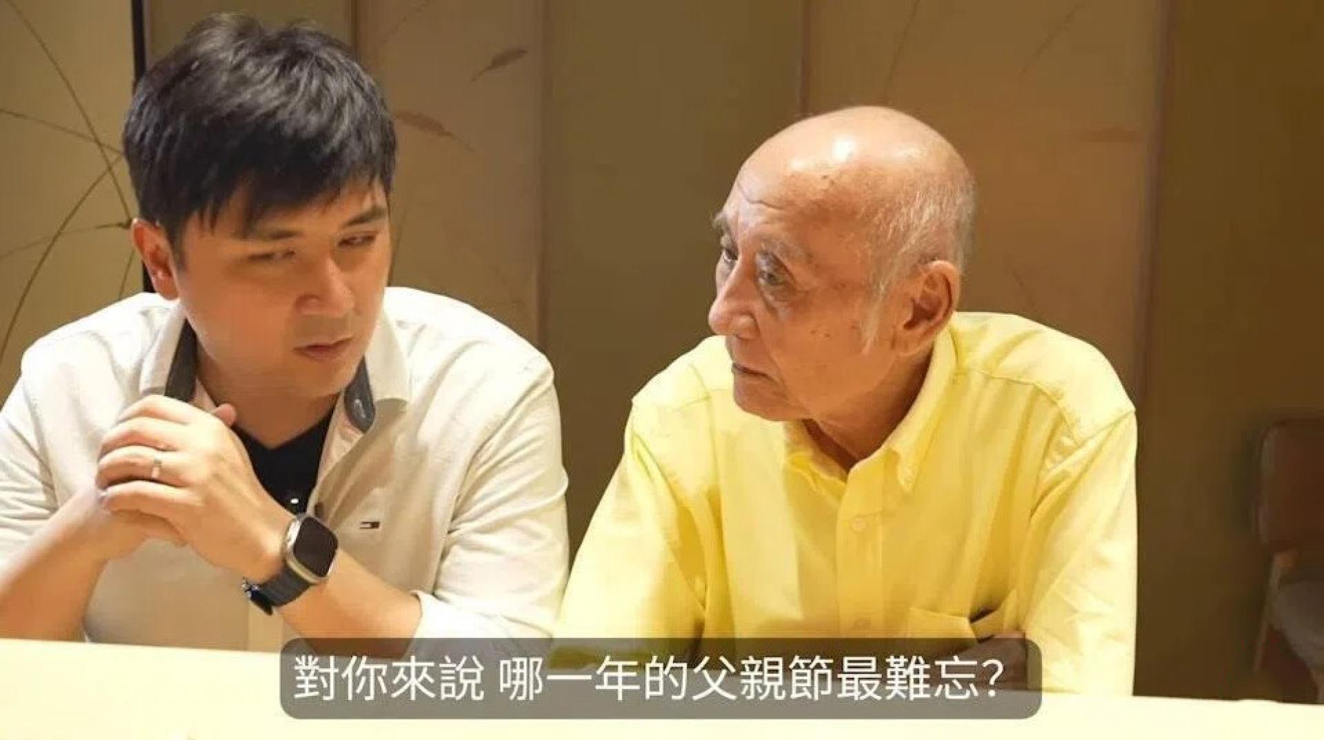 李泳豪（左）跟李家鼎庆祝父亲节，两人同时感性地“想当年”。