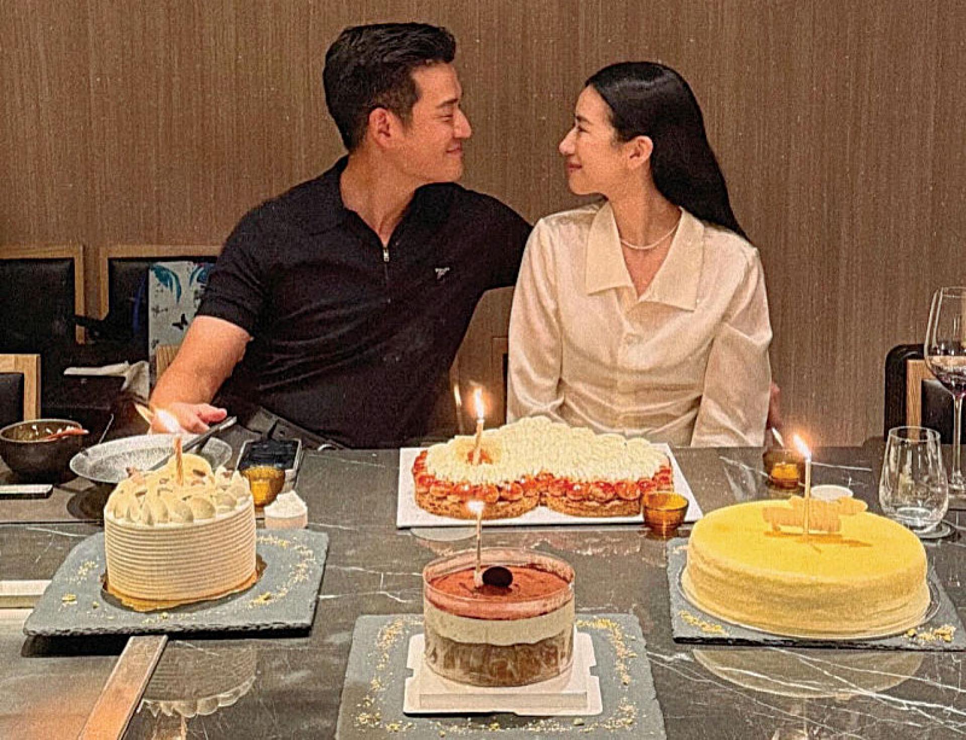 周兴哲高调祝福老婆赵岱新生日快乐。