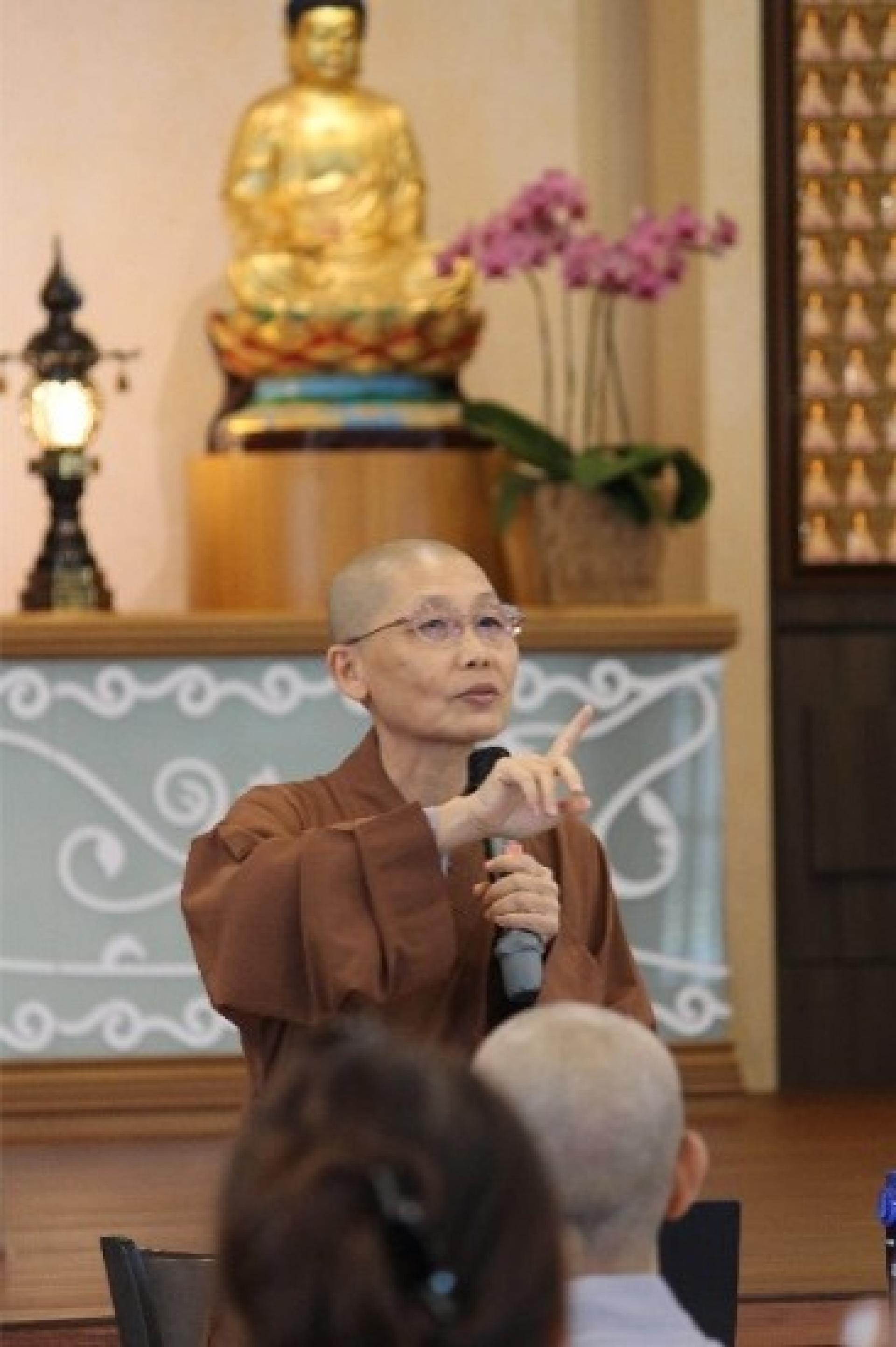 惟智法师。