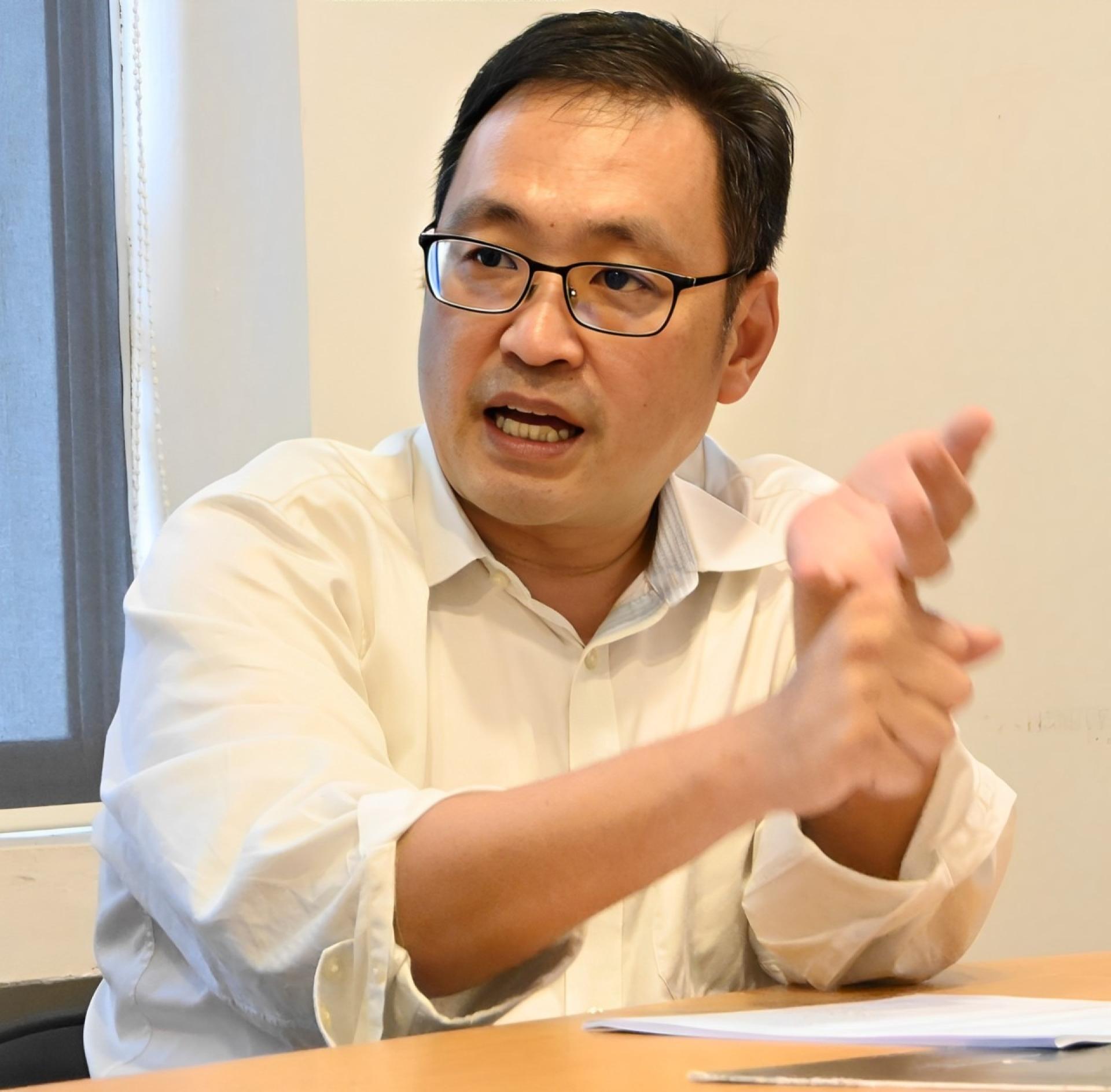 张健仁就黑洞论判决感遗憾.