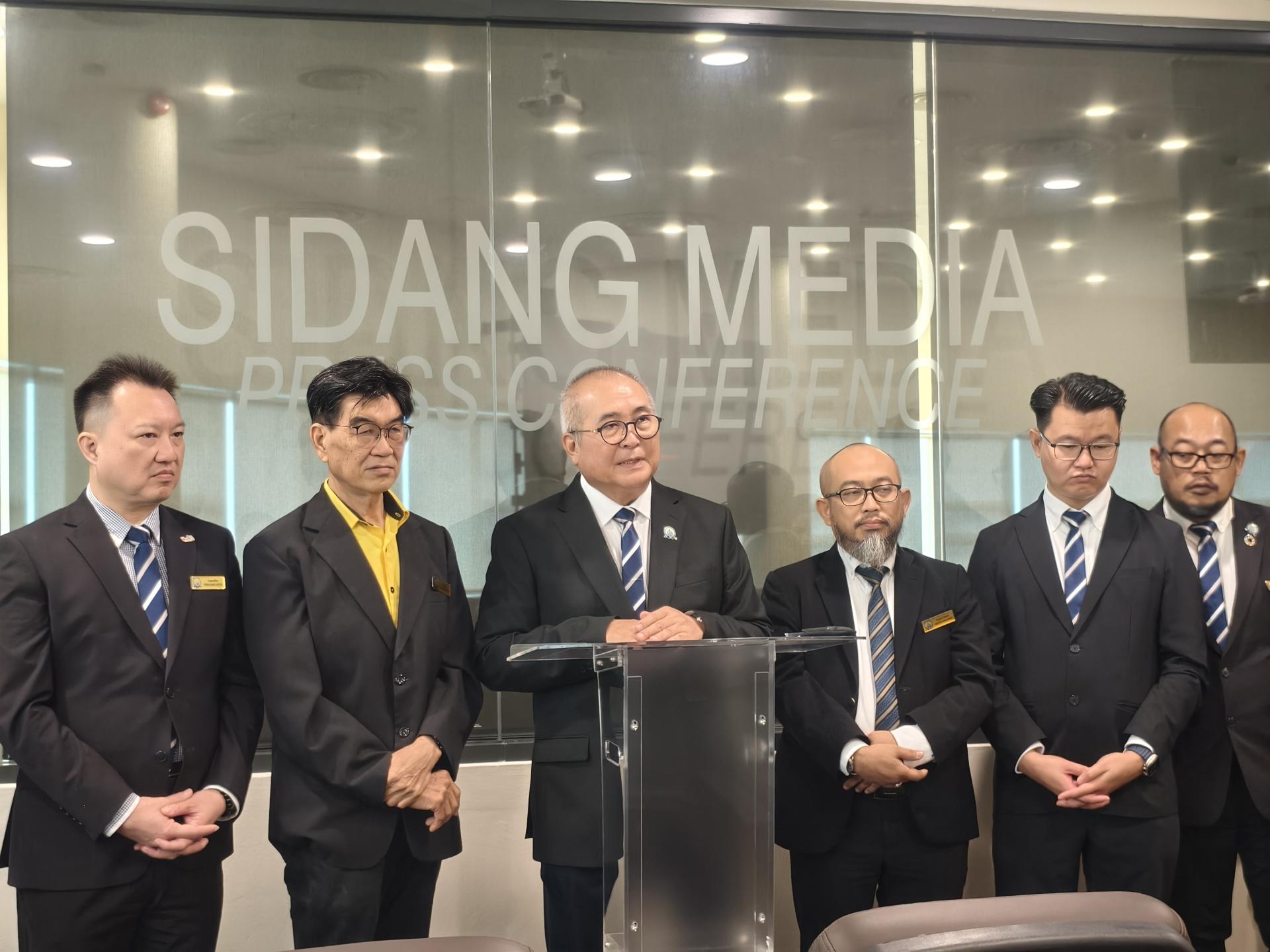 市政局常月会议发新闻，由美里市长俞小珊主持。