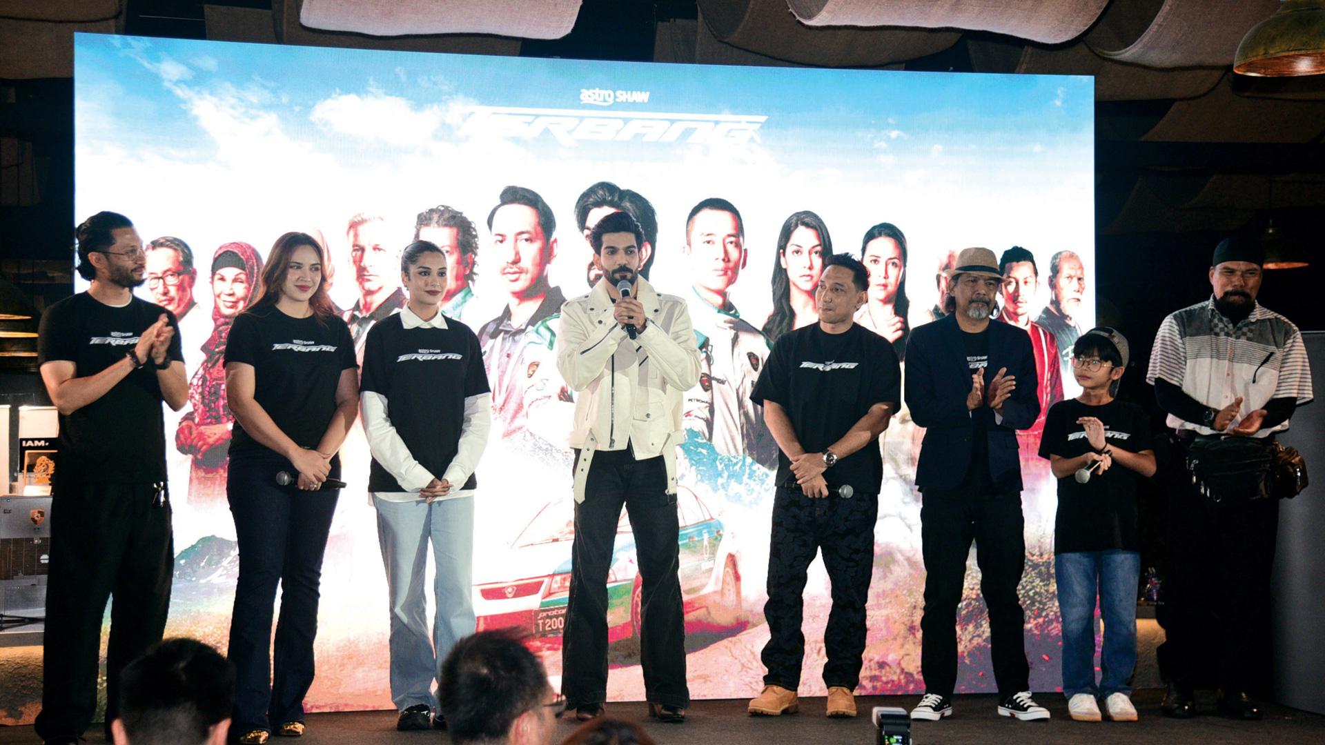 电影《TERBANG》一众演员出席发布会，分享参与电影拍摄及即将上映的心情。