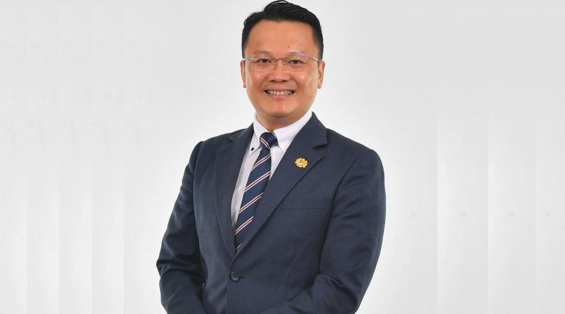 拿督杨顺兴。