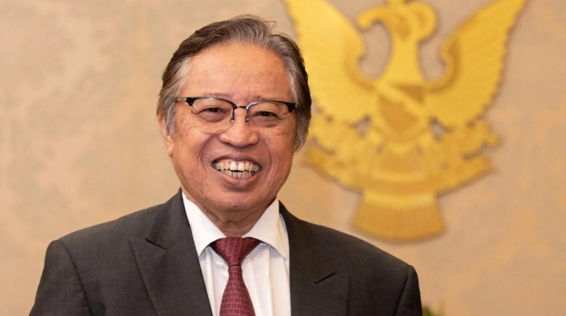 阿邦佐哈里。