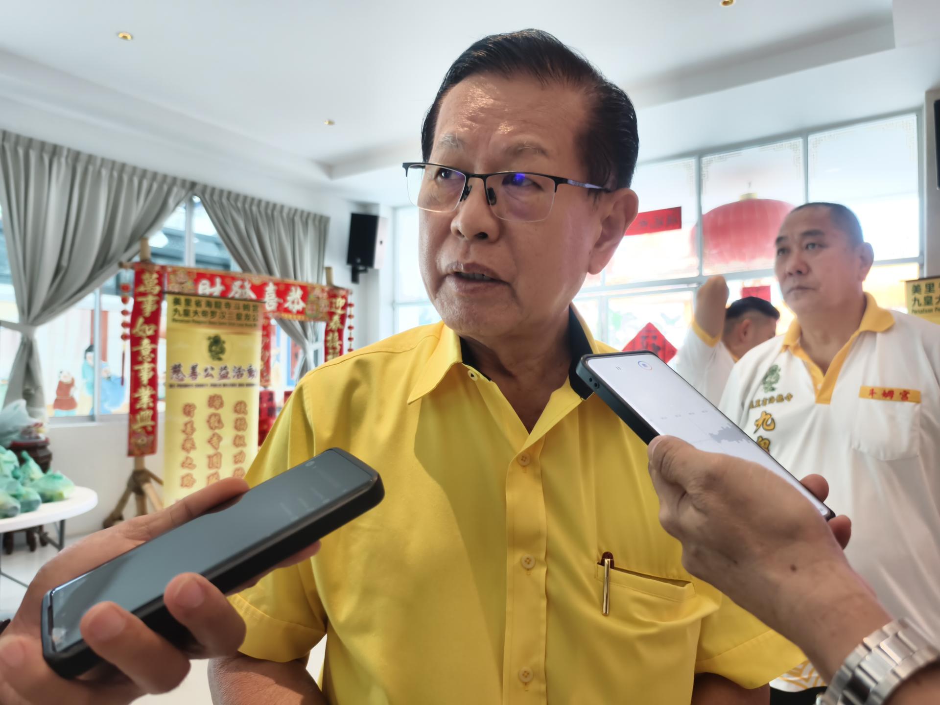 李景胜接受媒体访问，针对近期烟霾情况及防范工作发表谈话。