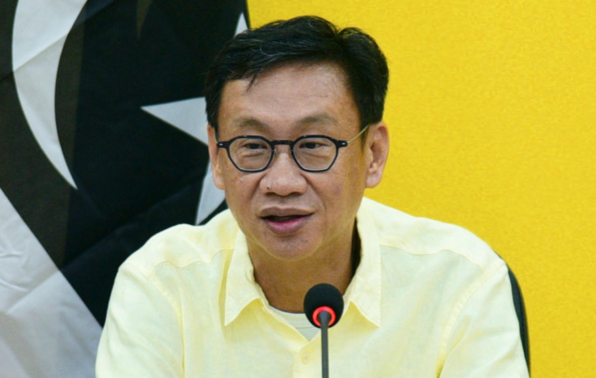 黄基全感谢安华过去给予的机会，但如今他必须做出艰难决定。