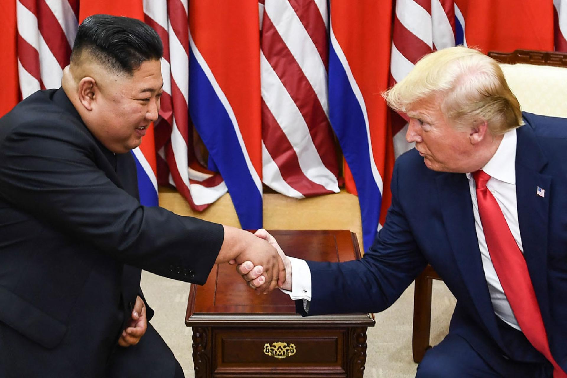 特朗普声称与金正恩相处融洽。