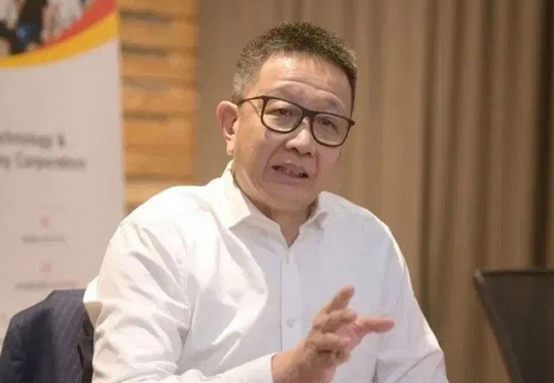 邓章钦认为，地方政府在执行法律时，更应该确保处罚与违规行为的严重程度相称，避免出现“小错重罚”的情况。