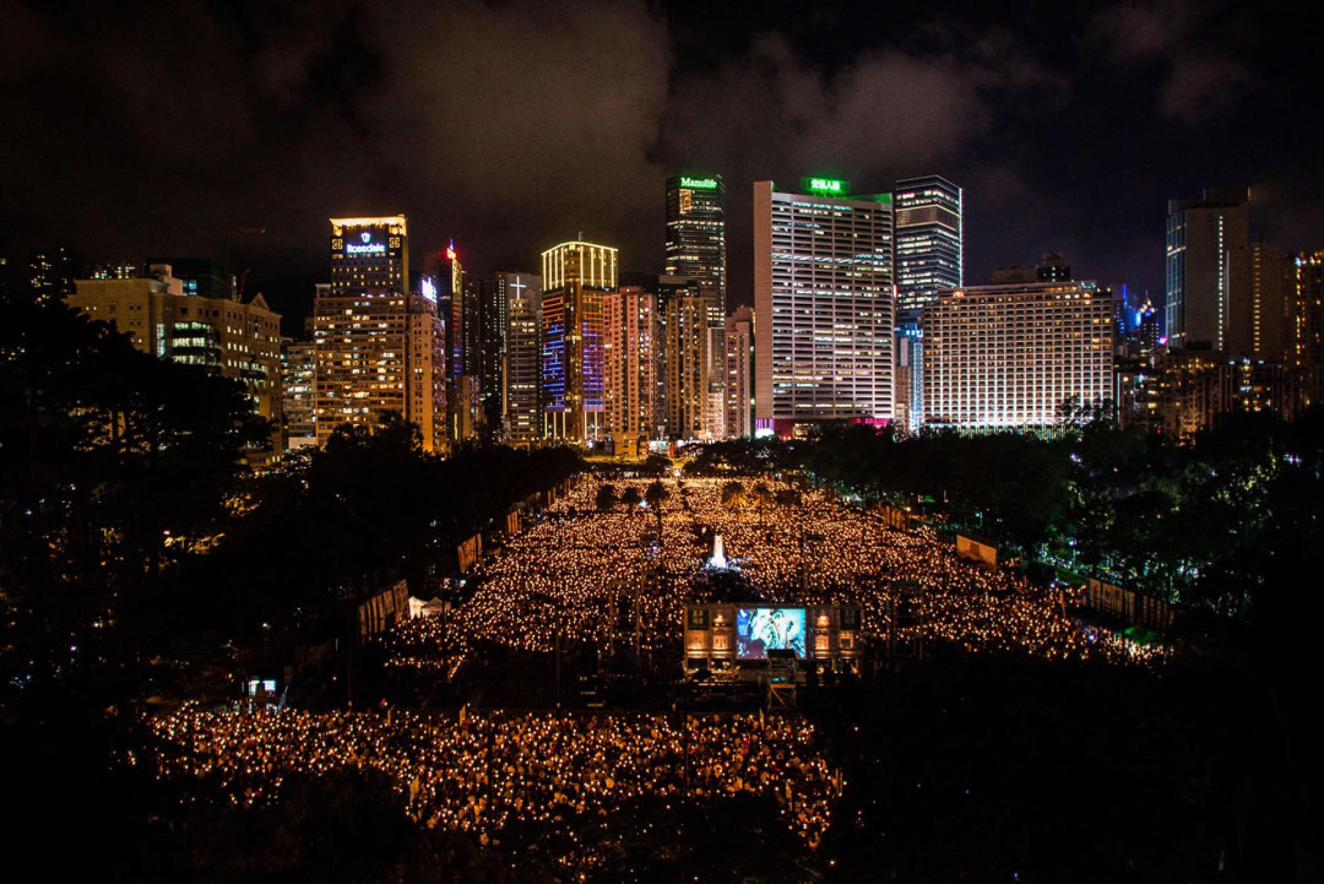 香港支联会在解散前多年来举行六四烛光晚会。