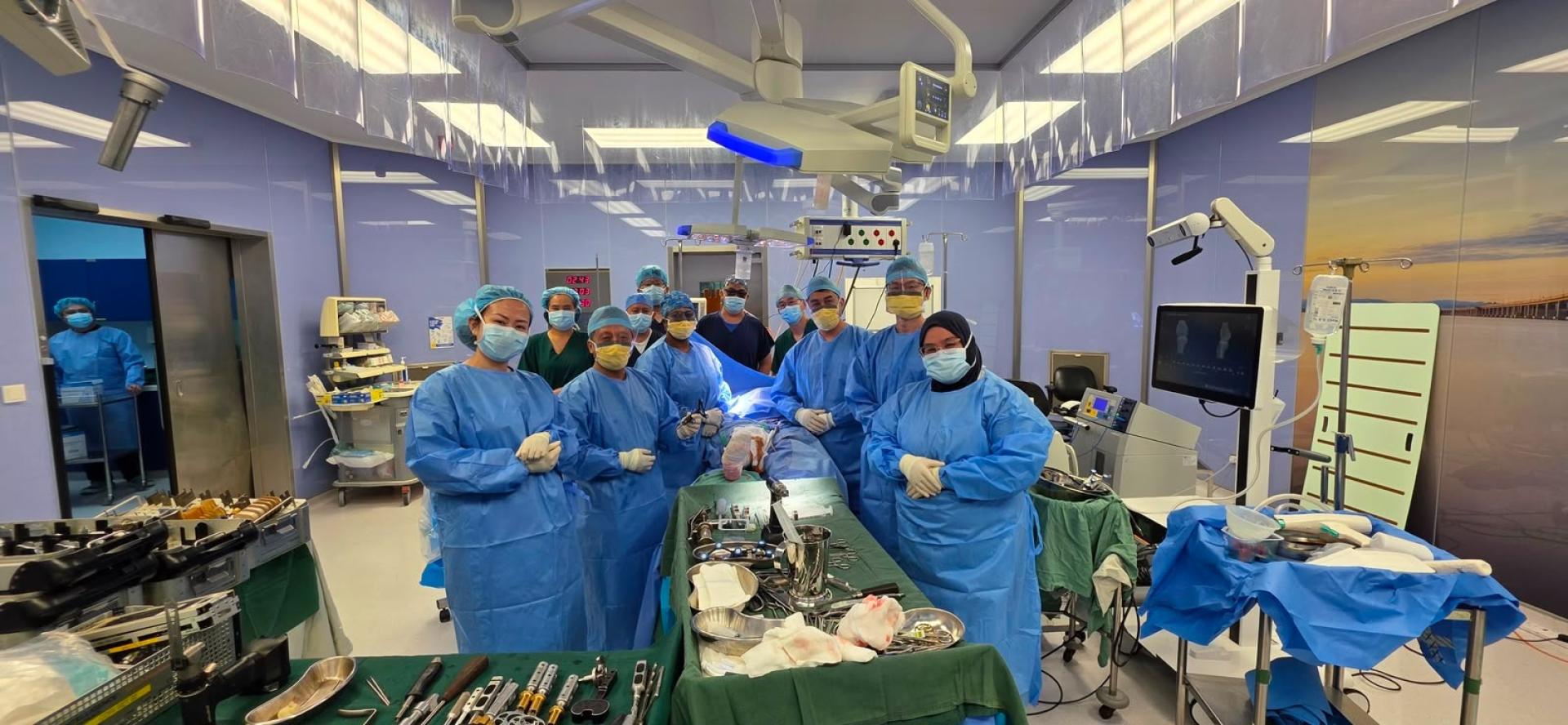 RIPAS医院成功完成首例机器人辅助膝关节置换手术 标志着该院骨科服务发展迈上重要一步。