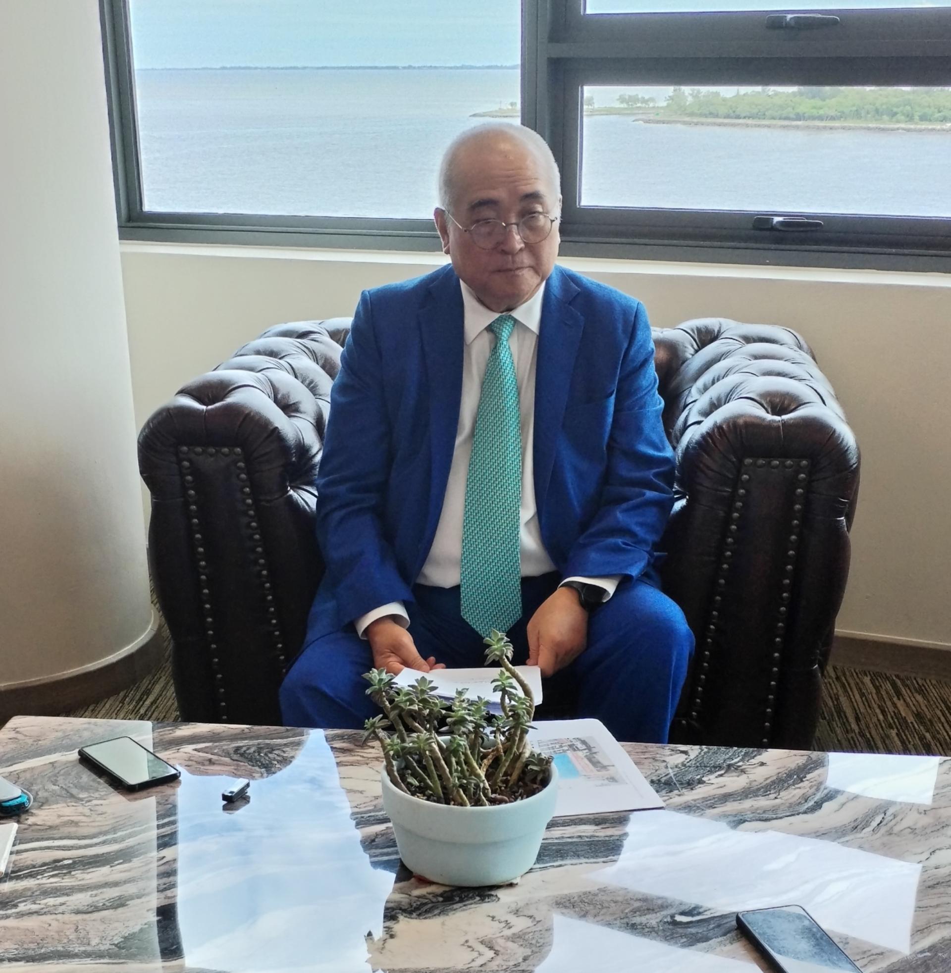 美里市长俞小珊主持发闻发布会。