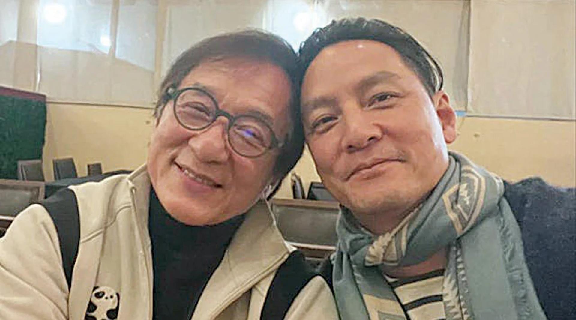 吴彦祖相约成龙洛杉矶聚会过年。